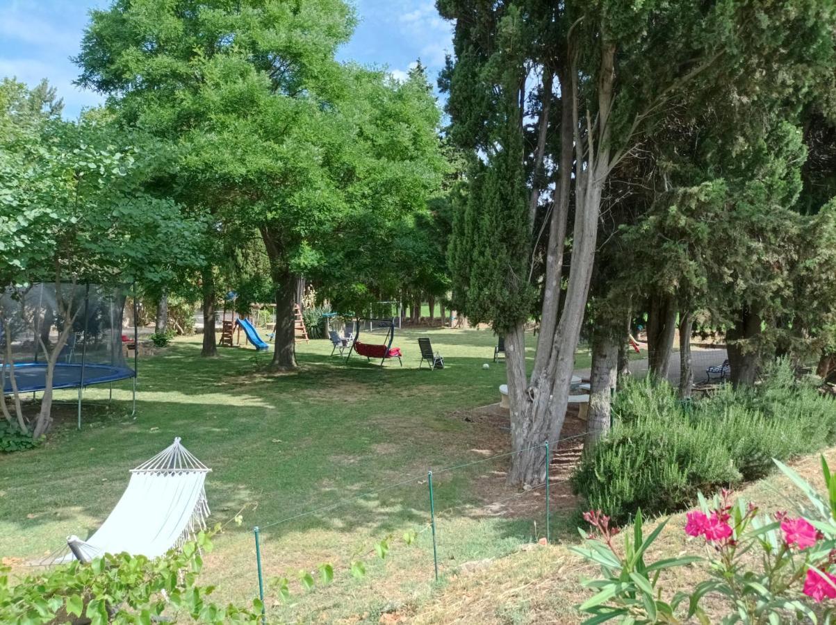 Domaine Le Piboul Villa Fontcouverte  Buitenkant foto