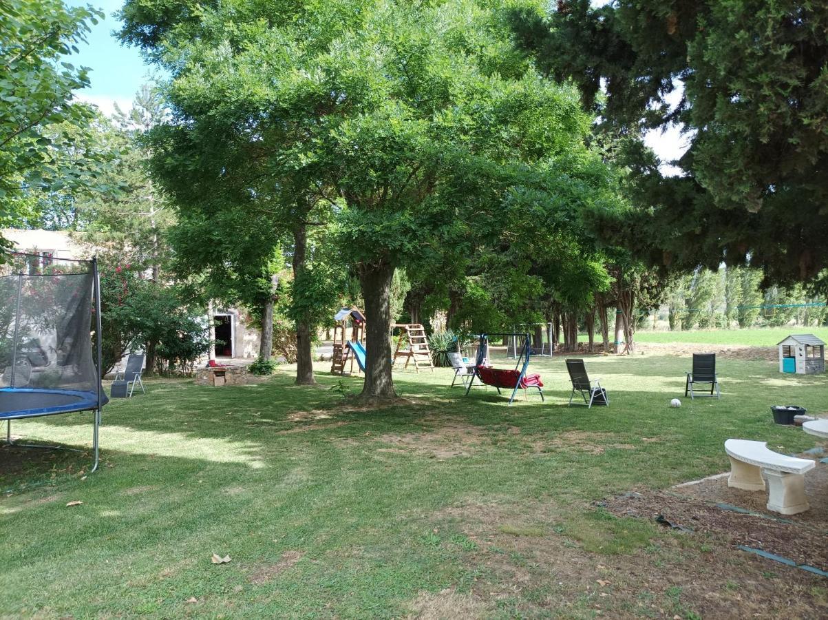 Domaine Le Piboul Villa Fontcouverte  Buitenkant foto